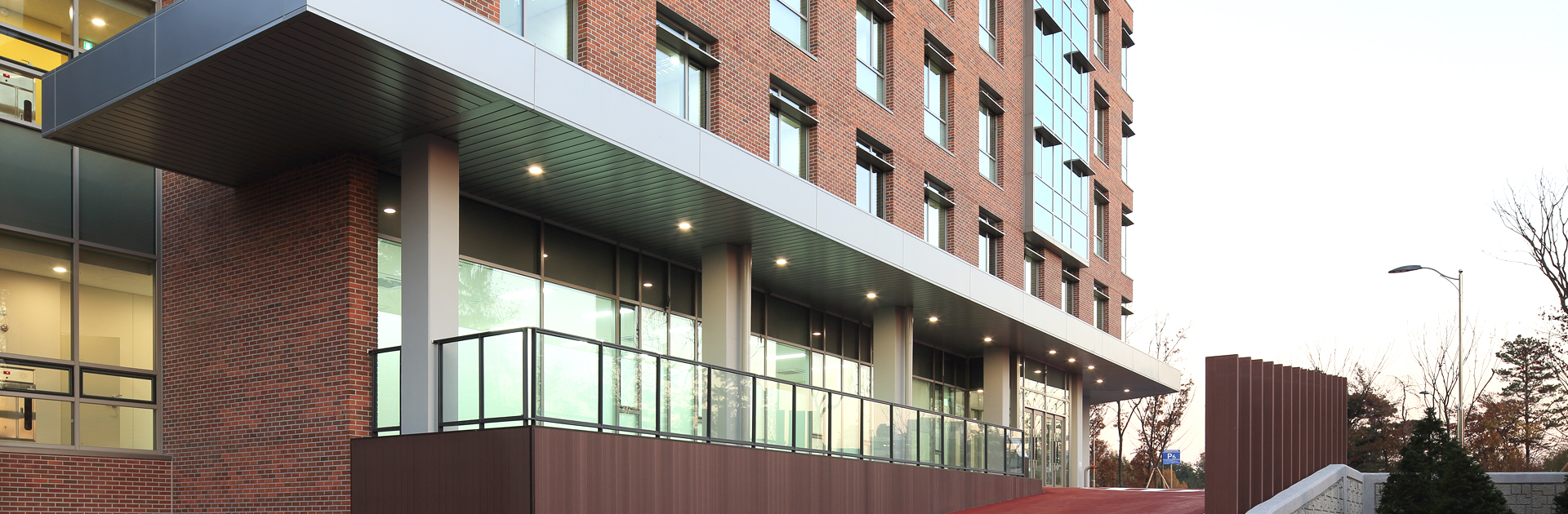 메인 비주얼 이미지